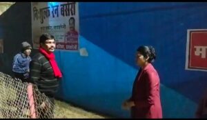 जिलाधिकारी हर्षिता माथुर ने पढ़ रही कड़ाके की ठंड को देखते हुए आज रात्रि में निरीक्षण करने निकल पड़ी