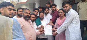 हस्तिनापुर में किसानों का हल्ला बोल, वन विभाग कार्यालय घेरा… सैकड़ों किसानों का धरना, उग्र आंदोलन की चेतावनी